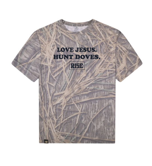 LOVE JESUS. HUNT DOVES - Tee